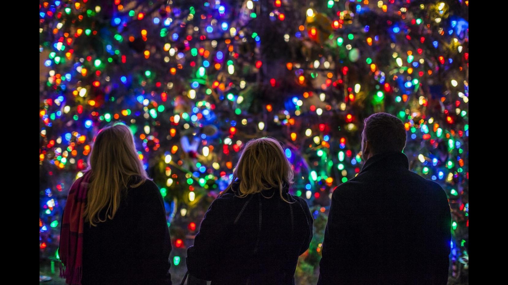 Natale, ecco i trucchi per risparmiare sotto le feste