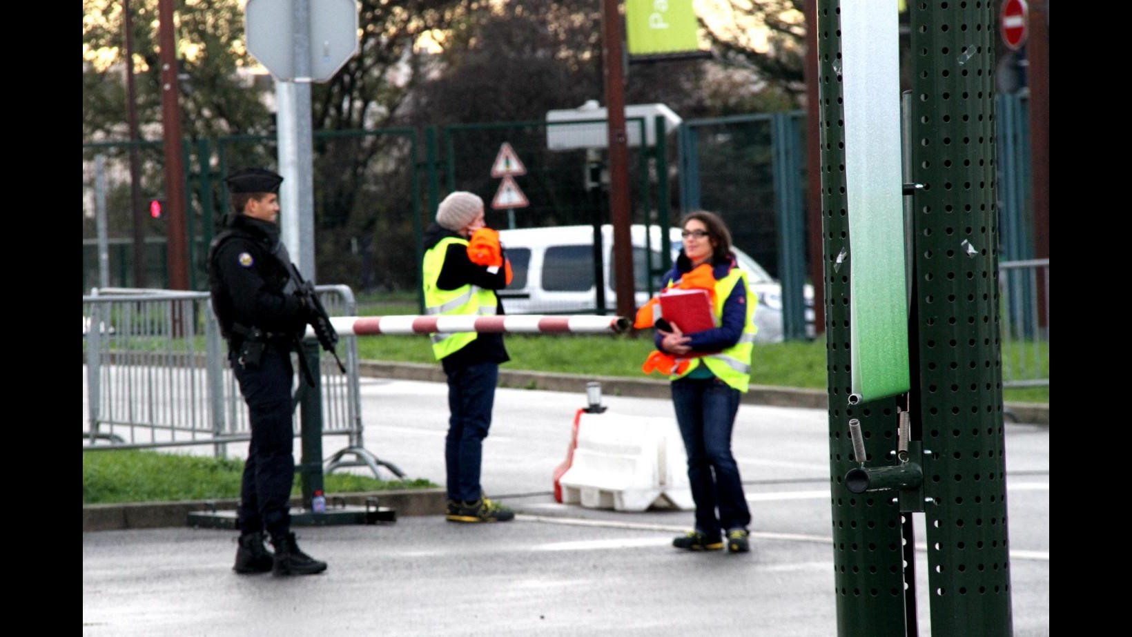 Terrorismo, un arresto a Nizza per possesso armi e propaganda jihadista