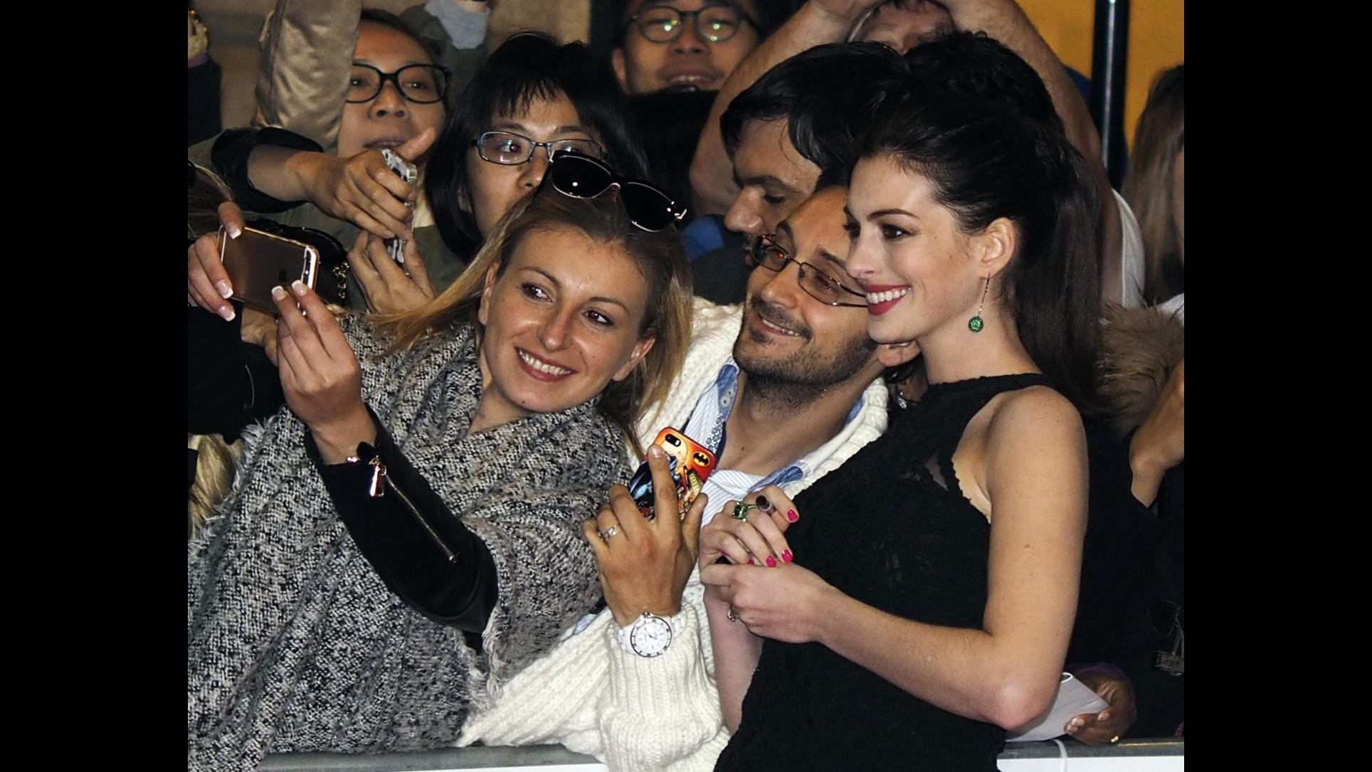 Anne Hathaway in dolce attesa: è incinta del suo primo figlio