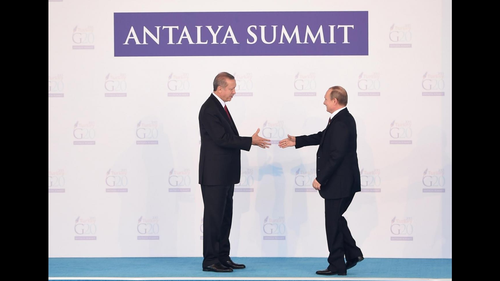 Tensione tra Russia e Turchia, Mosca: Niente scuse. Erdogan: Non scherzare col fuoco
