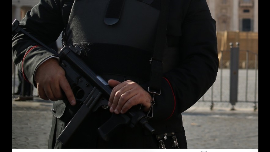 Terrorismo, paura a Milano per scatola lenticchie e borsa abbandonata