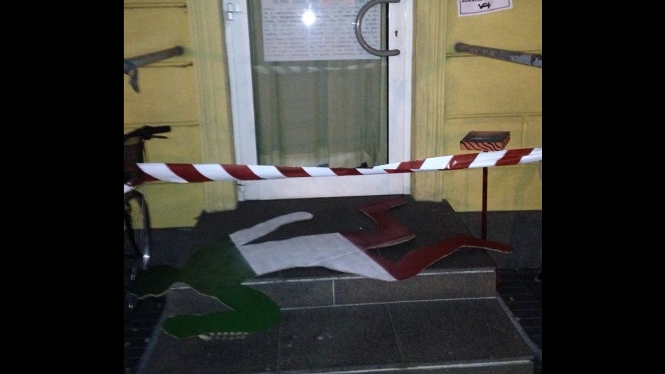 Veneto Fronte Skinheads ha rivendicato i blitz alle sedi del Pd e della Caritas