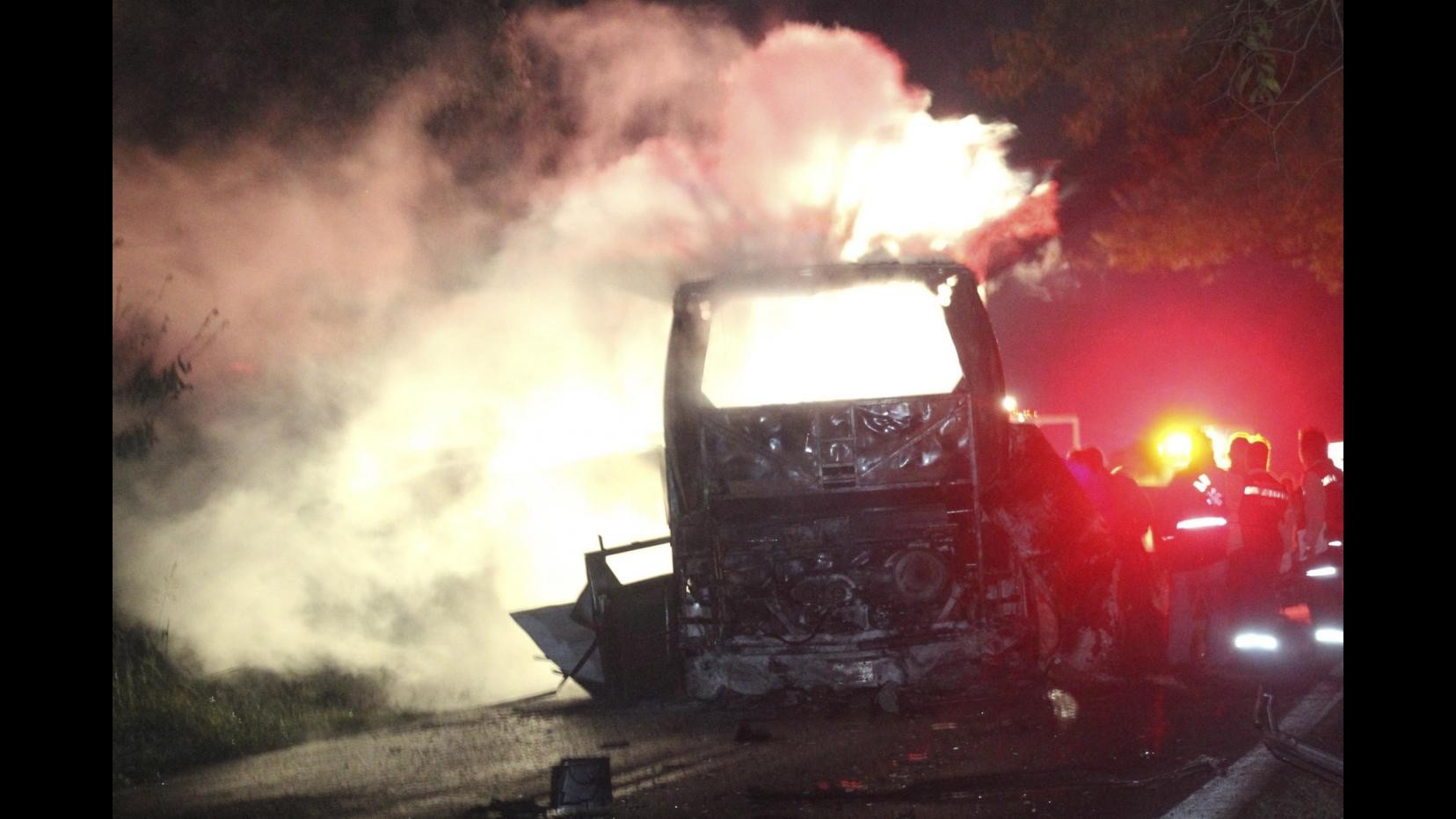 Messico, schianto auto-bus: bilancio sale a 24 morti e 10 feriti