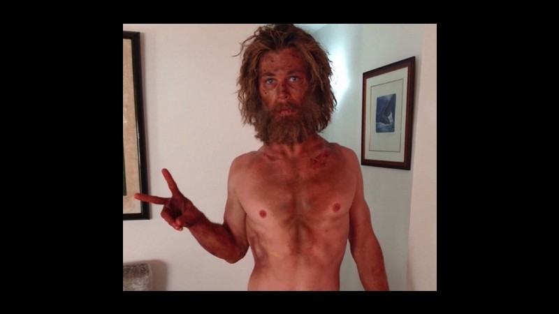 Chris Hemsworth pelle e ossa per il film ‘Heart of the Sea’
