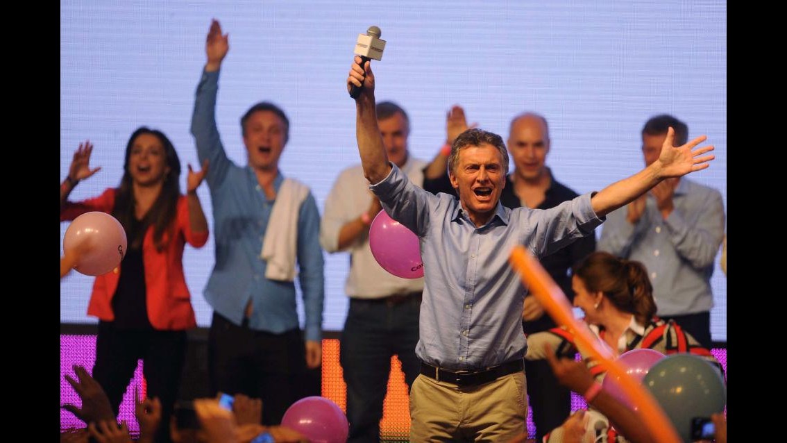 Argentina, Mauricio Macri eletto presidente: assumerà l’incarico il 10 dicembre