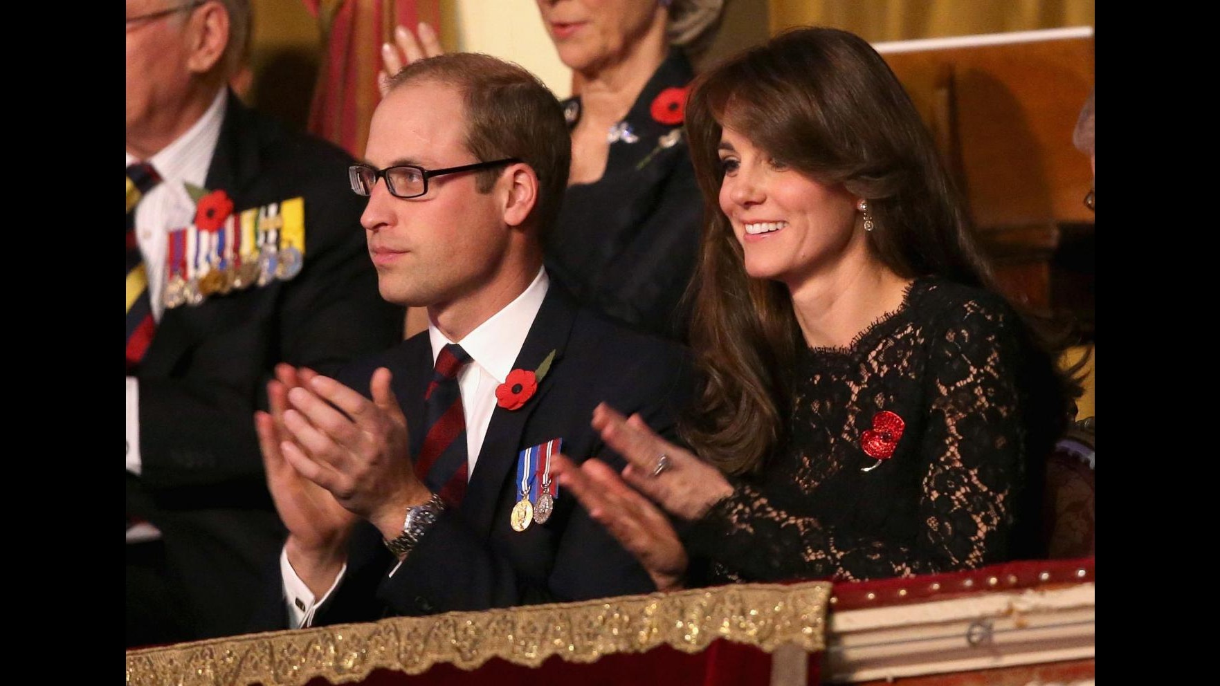 William e Kate scherzano mentre fanno arrampicata