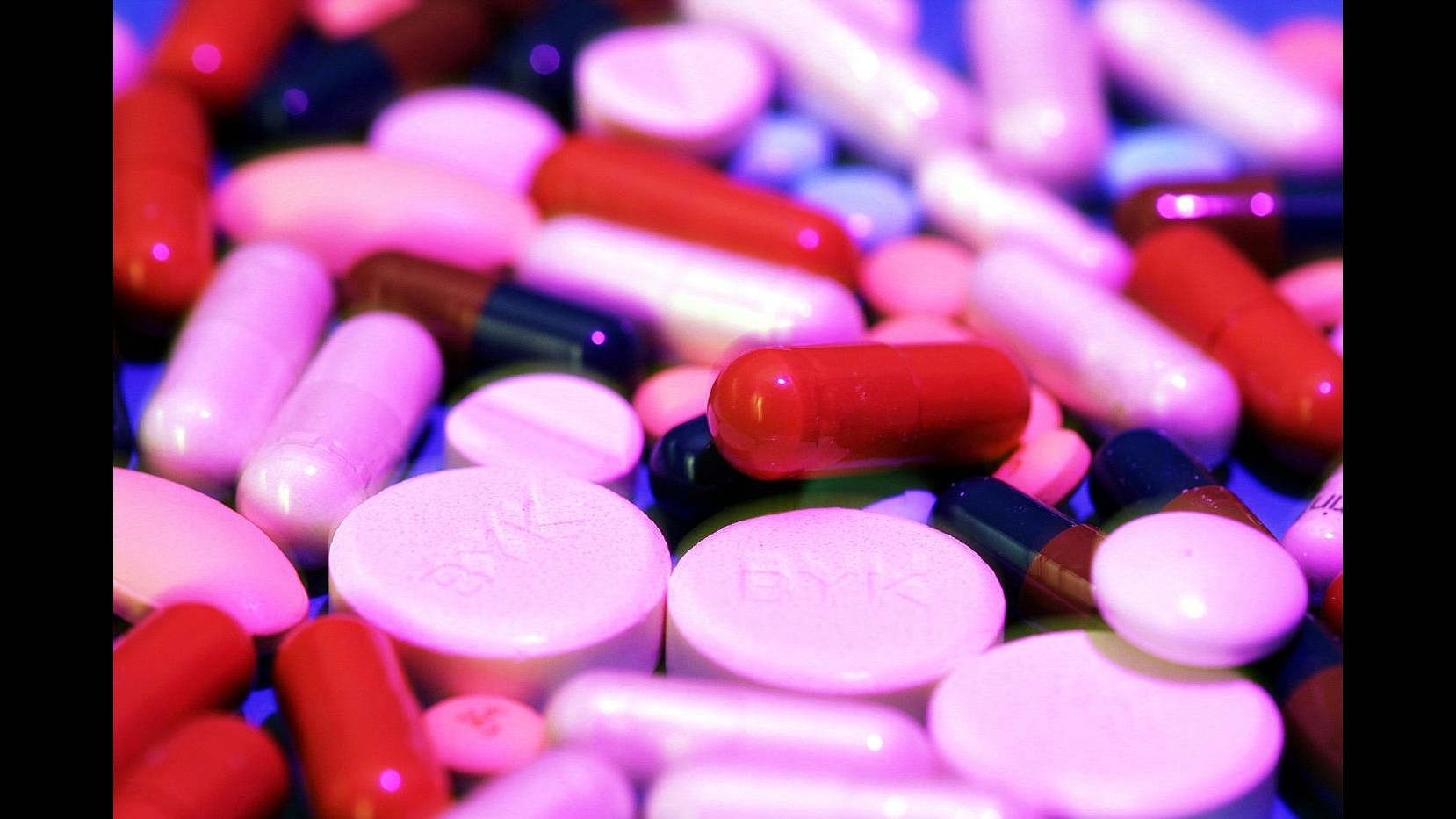 Pfizer e Allergan si fondono, nasce un gigante farmaceutico da 160 miliardi