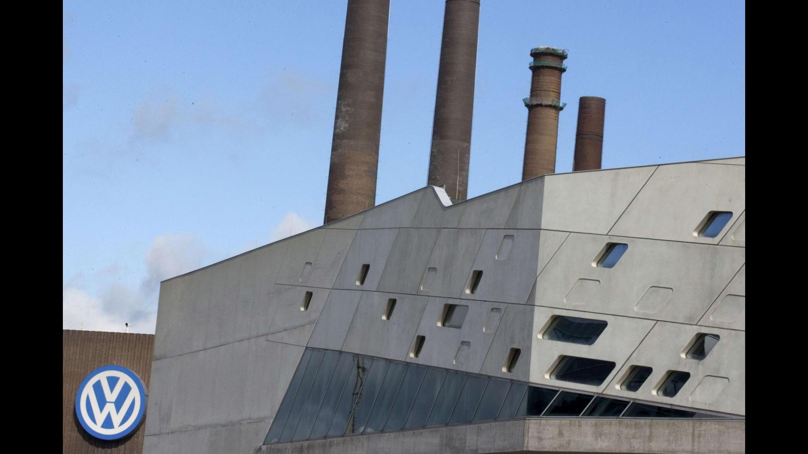 Volkswagen in forte rialzo in Borsa su dati emissioni ridimensionati