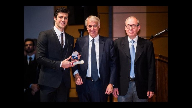 Ambrogino d’Oro, Pisapia consegna i 37 premi. Medaglia a Roberto Bolle