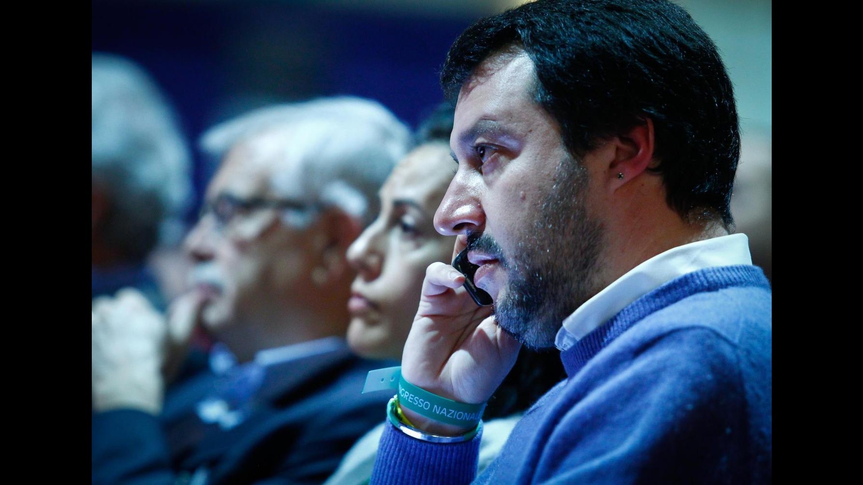 Banche, Salvini: Renzi salva i banchieri e se ne fotte degli italiani