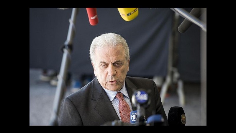 Terrorismo, ministri Ue approvano accordo su registro dati passeggeri