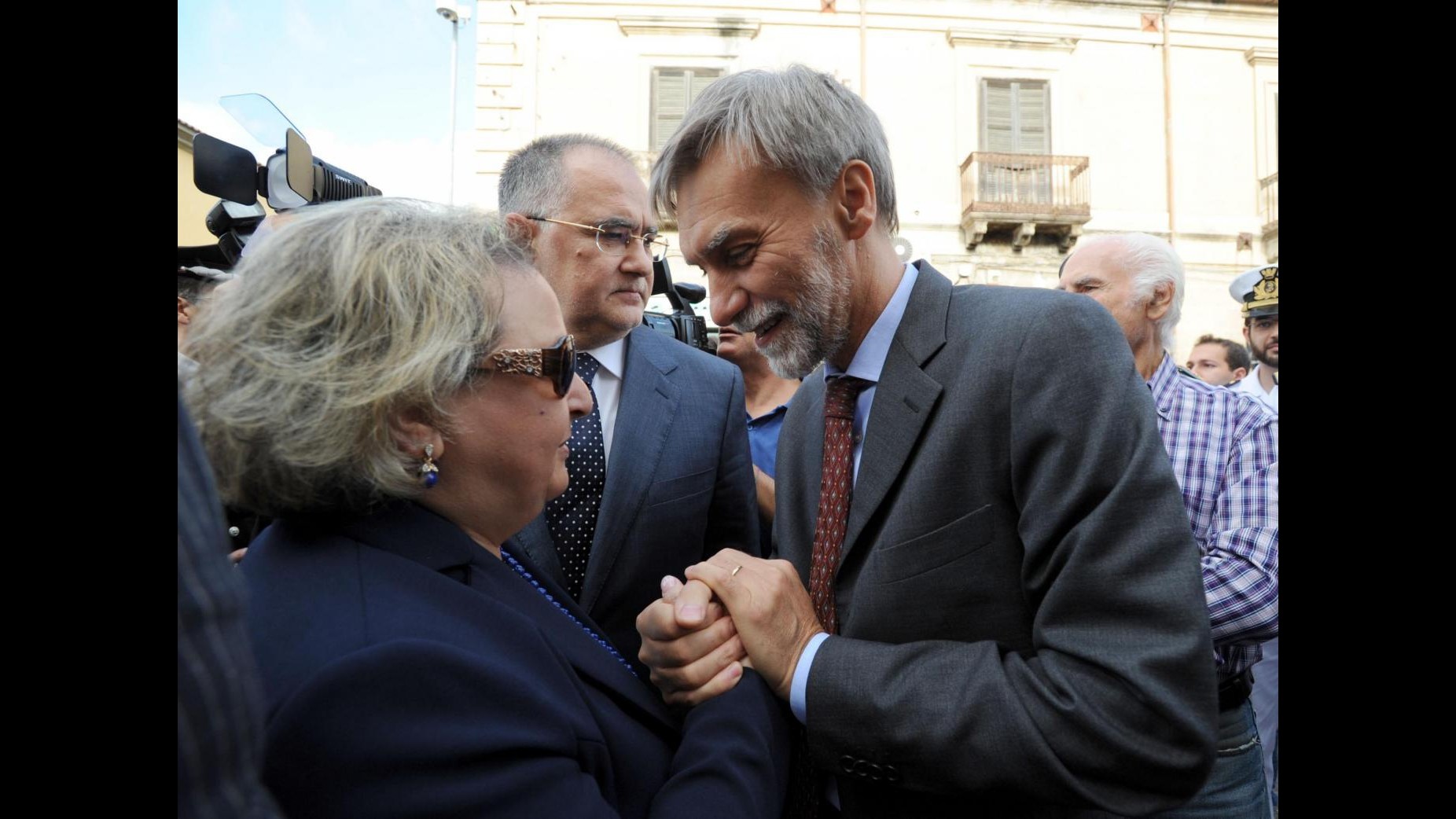 Delrio:Pontre Stretto? Prima le priorità, decideremo entro il 2018