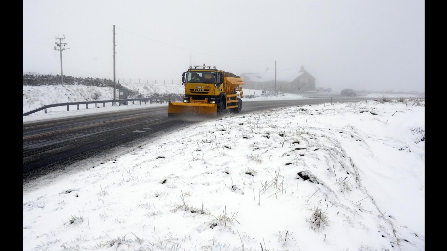 Meteo, temperature oltre la norma con deficit di pioggia e neve