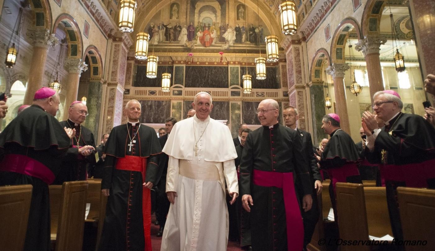 Vaticano, Papa Francesco arrivato in piazza San Pietro