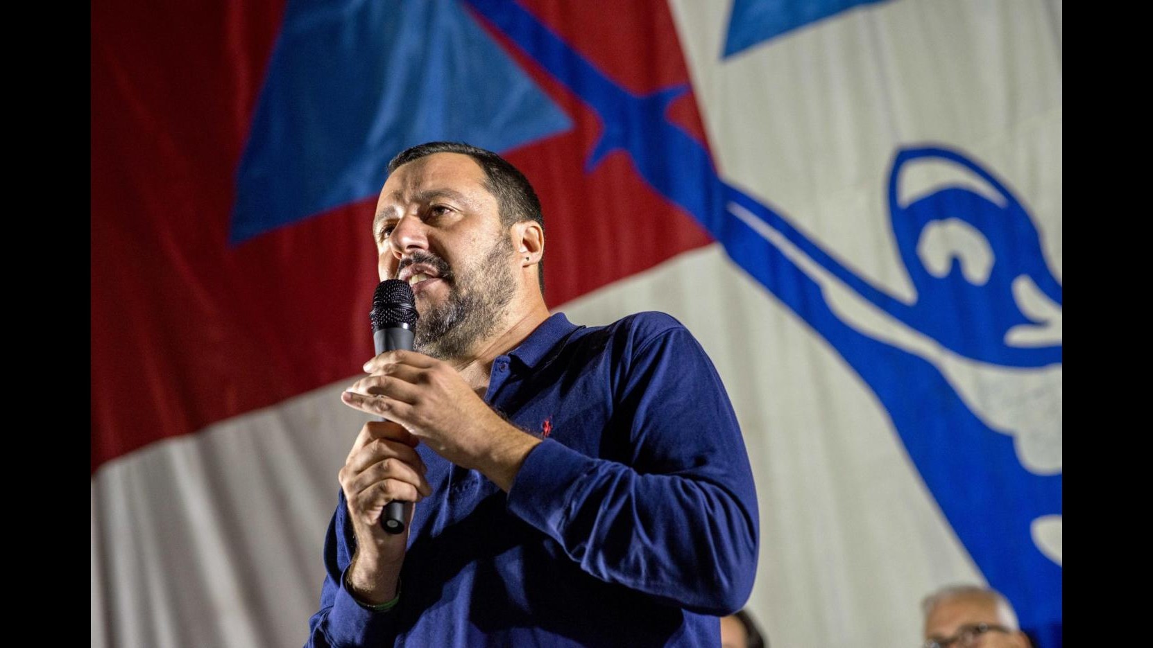 Salvini: L’Isis è uguale al nazismo, si combatte con le armi