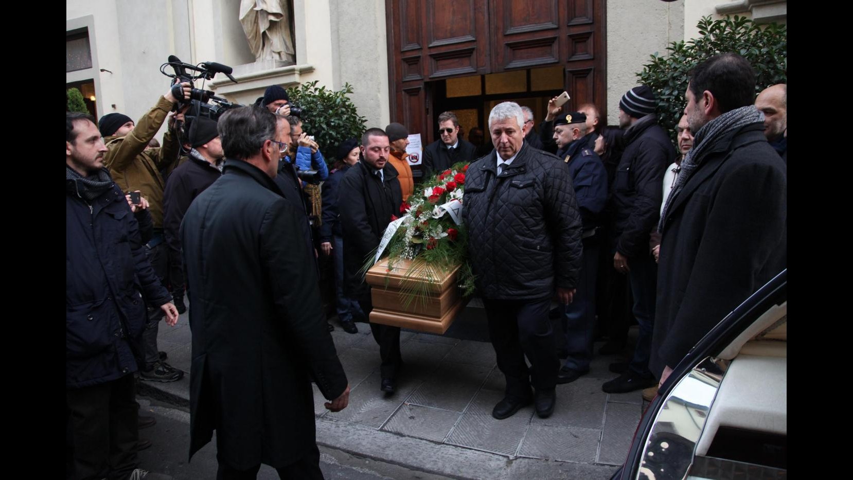 Gelli, funerale a Pistoia dell’ex capo P2. In una poesia: Lascio alle spalle odio e amore