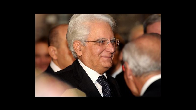 Mattarella con atleti a Quirinale: Voi esempio per il Paese