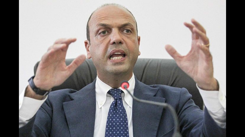 Mafia, Alfano: Alla Dia i migliori, è una storia di successo