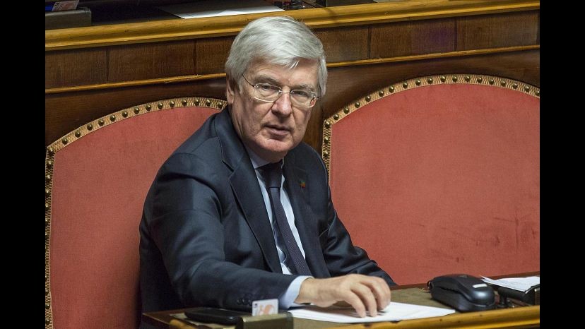 Francia, Romani: Arrivato monito chiaro, solo unito centrodestra vince