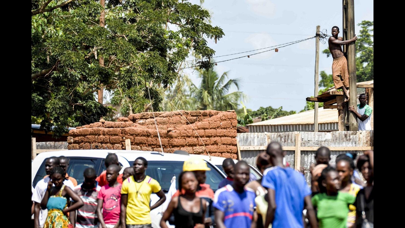 Rep. Centrafricana al voto per cambiare costituzione verso presidenziali