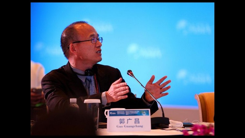 Cina, scomparso tycoon Club Med, stop in Borsa per Fosun