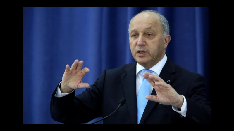 Cop21, Fabius: Altre 24 ore per negoziati, firma dell’accordo attesa domani