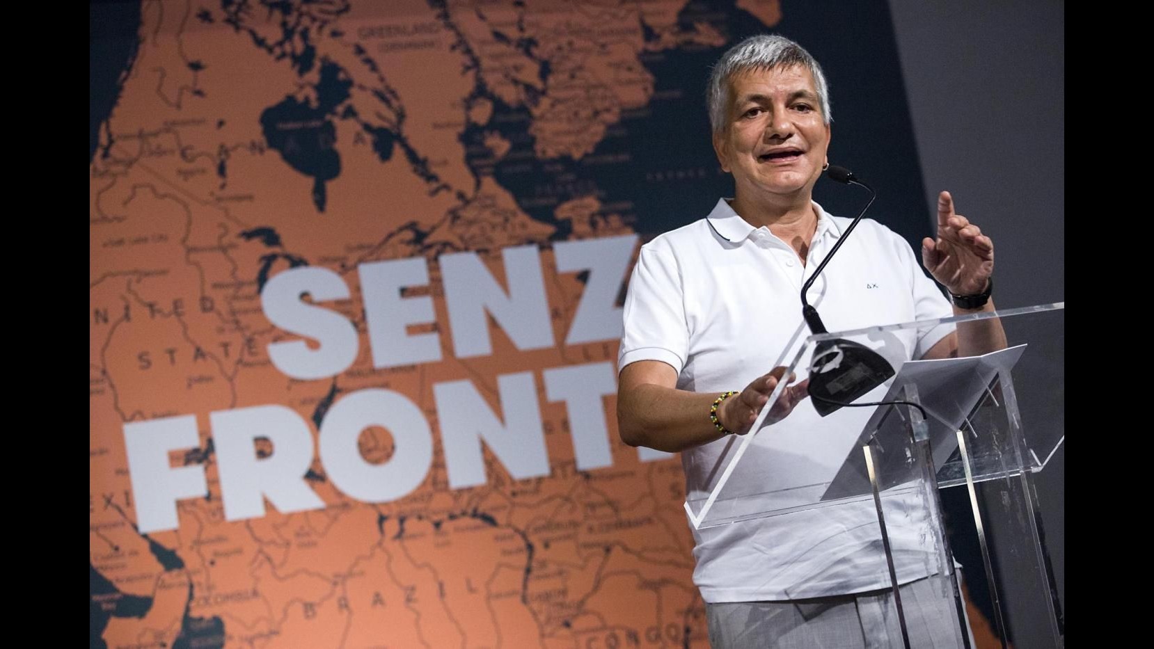 Milano, Vendola: Pisapia non sia arbitro primarie ma scenda in campo
