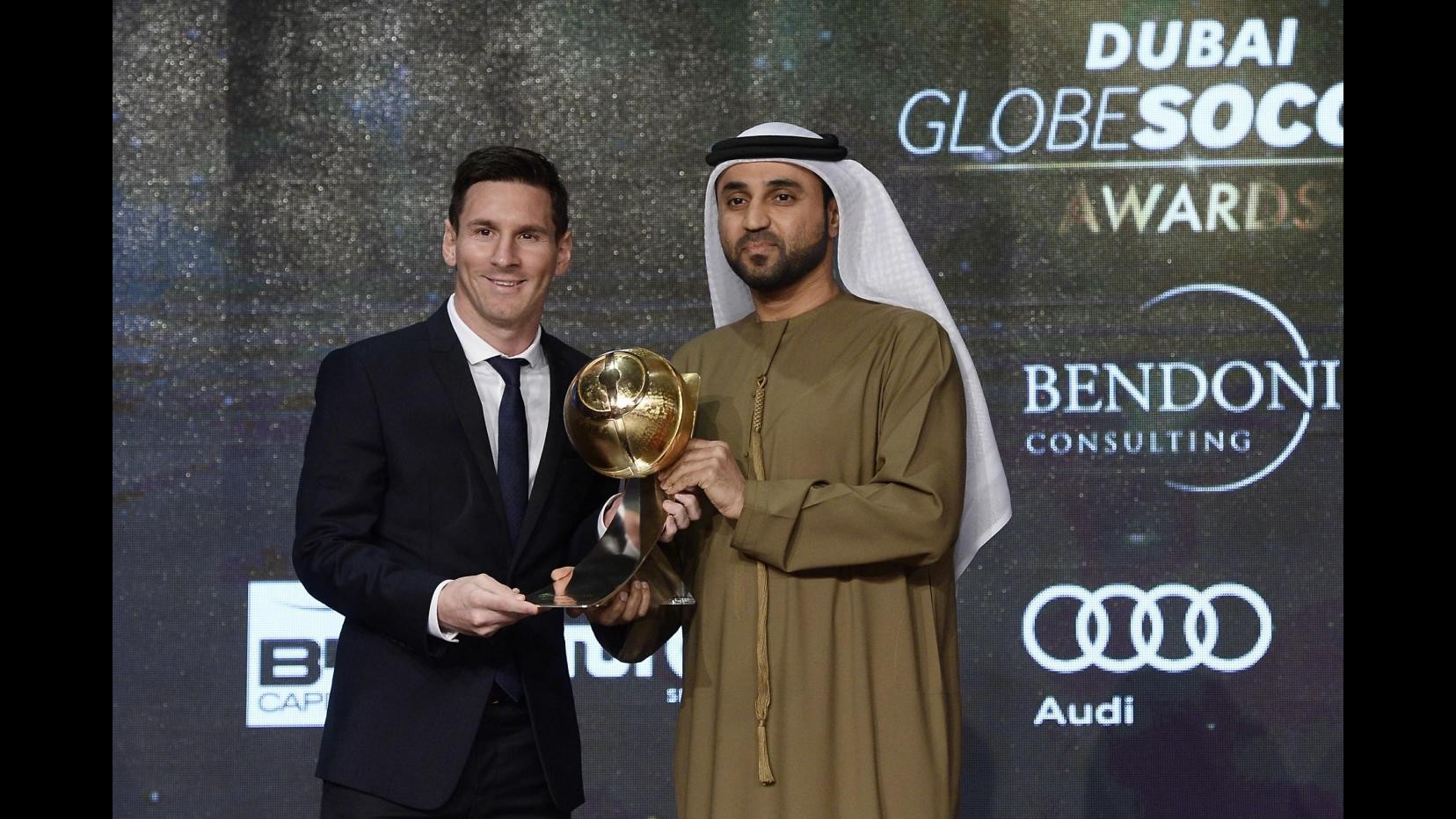 Barcellona domina Globe Soccer Awards, premiato anche Pirlo