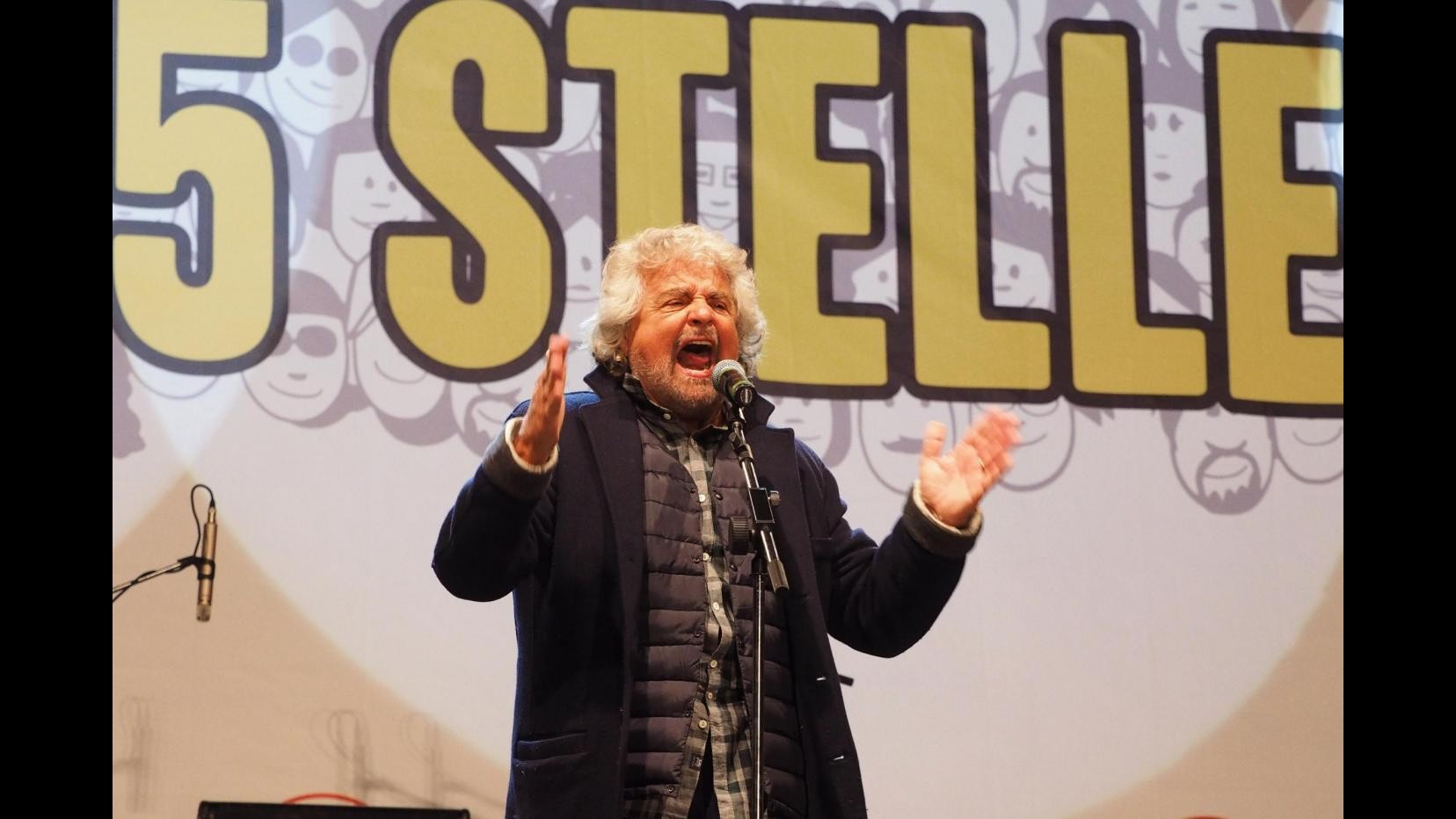 Smog, Grillo: In 2015 68mila morti in più e governo non se ne cura