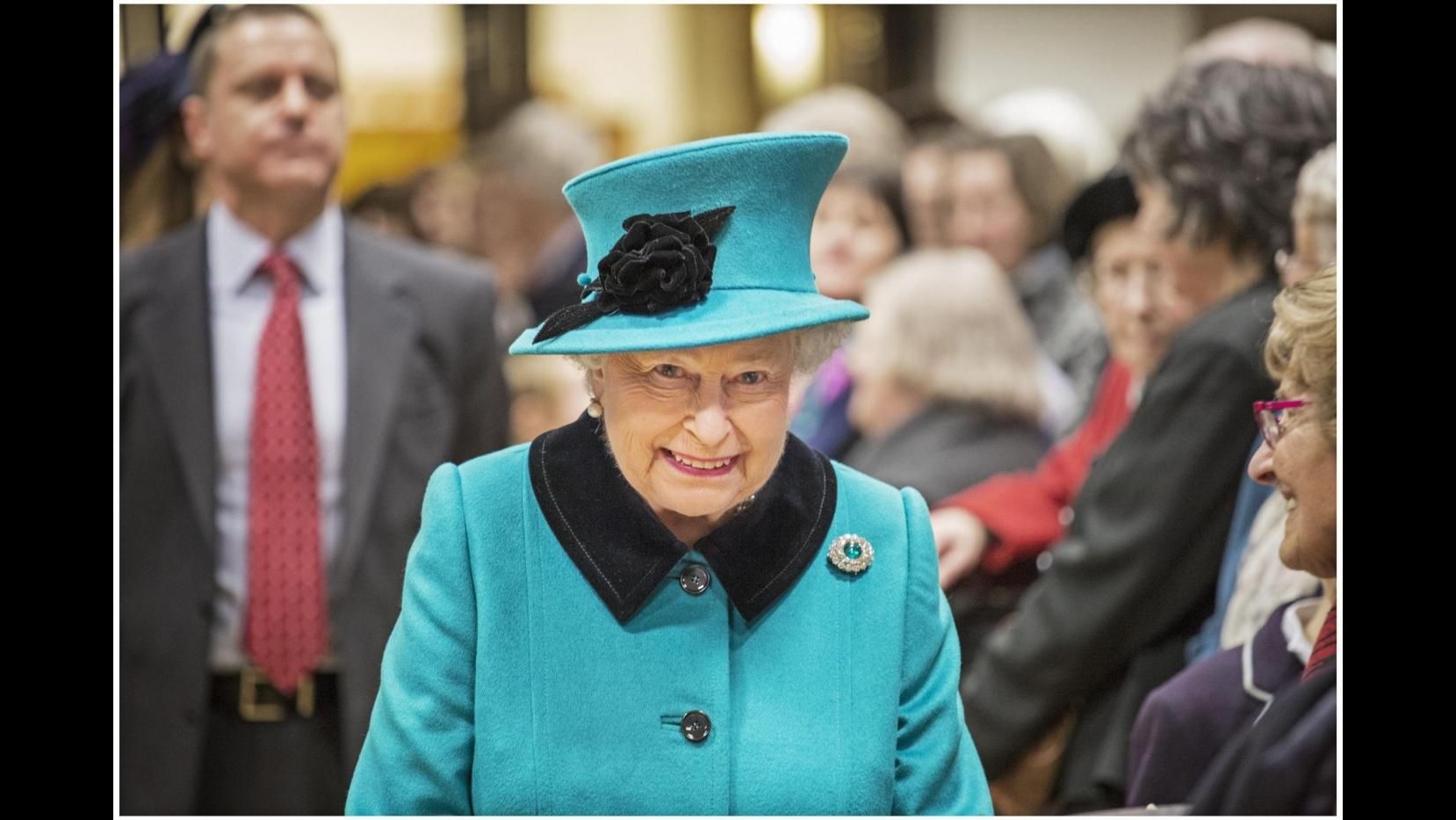 Regno Unito, messaggio di Natale regina: Luce trionferà su tenebre