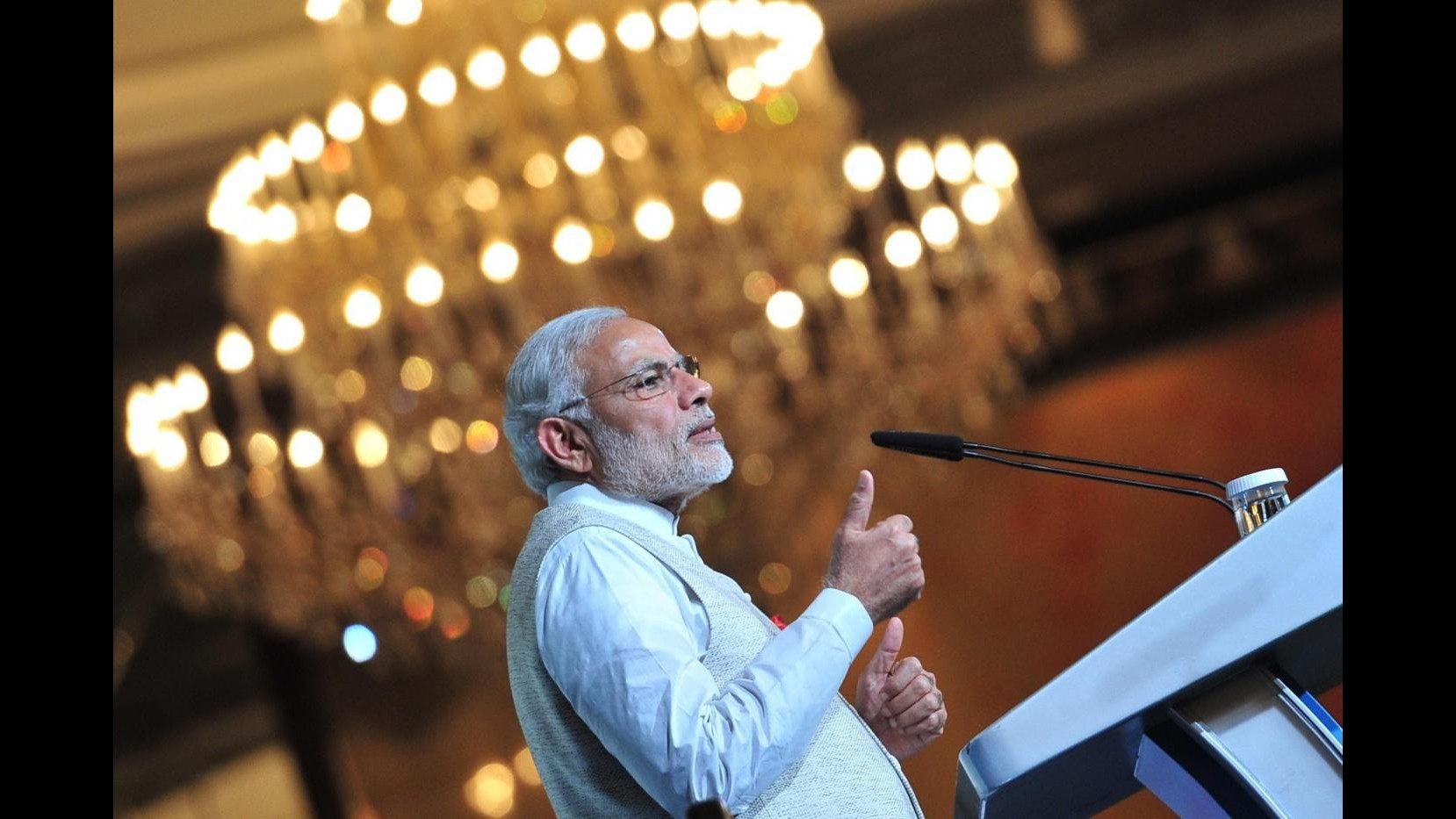 Pakistan, premier indiano Modi annuncia visita a sorpresa