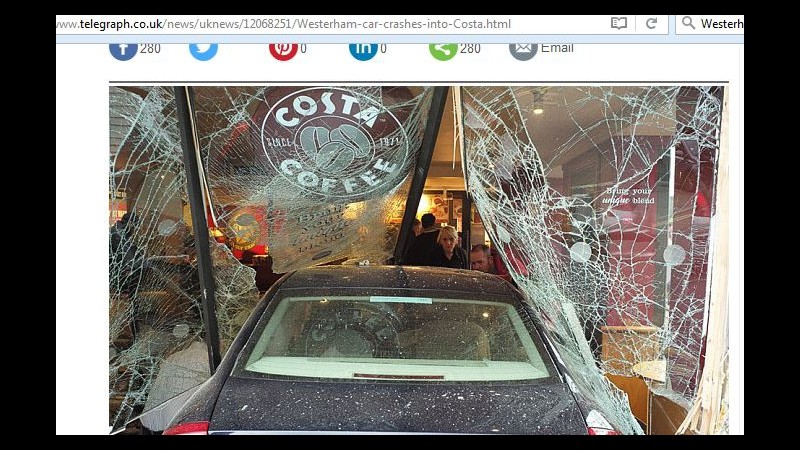 Regno Unito, auto si schianta contro bar: un morto, 5 feriti