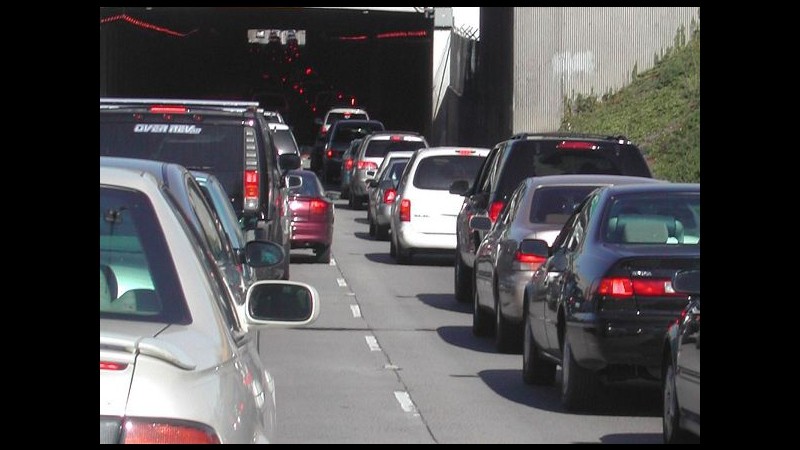 Natale, traffico intenso da bollino rosso per le partenze