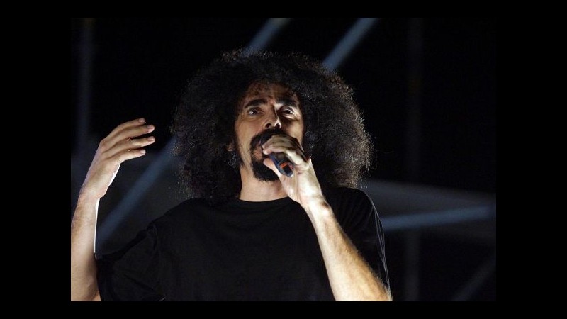 Rai Radio1, il Natale è con Caparezza, Mastandrea e Argento