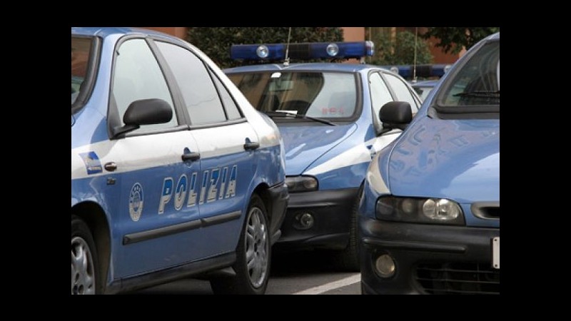 Roma, ubriaca alla guida prende a pugni poliziotta