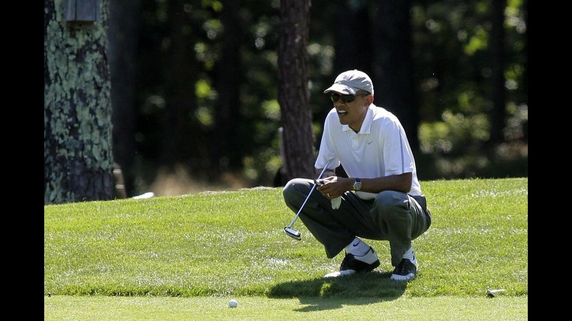 Le vacanze di Obama: lezioni di golf alle Hawaii