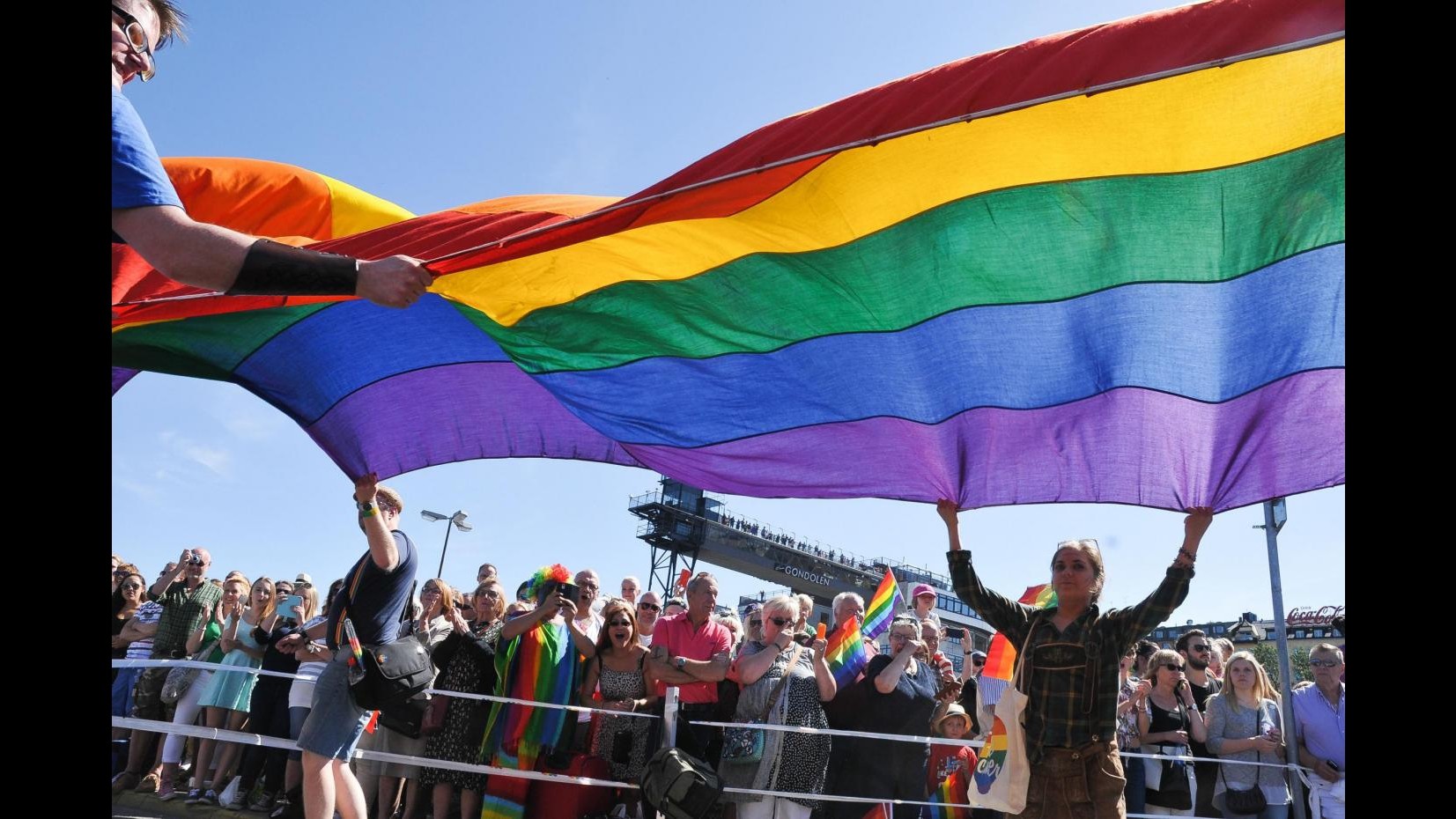 Slovenia, referendum respinge legge su nozze e adozioni gay