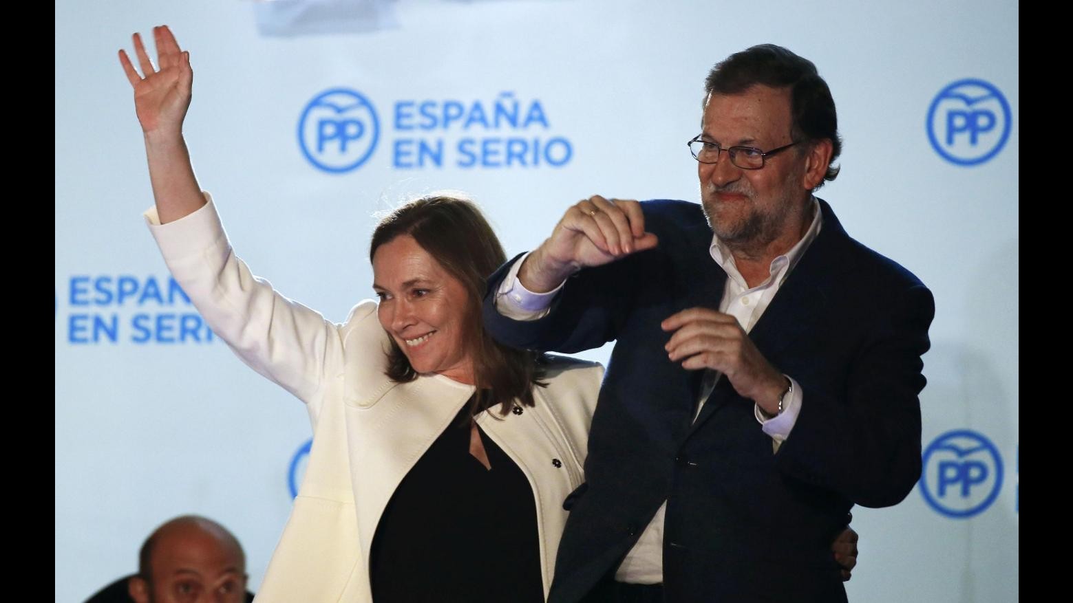 Spagna senza maggioranza: socialisti e Podemos dicono no a governo con Rajoy