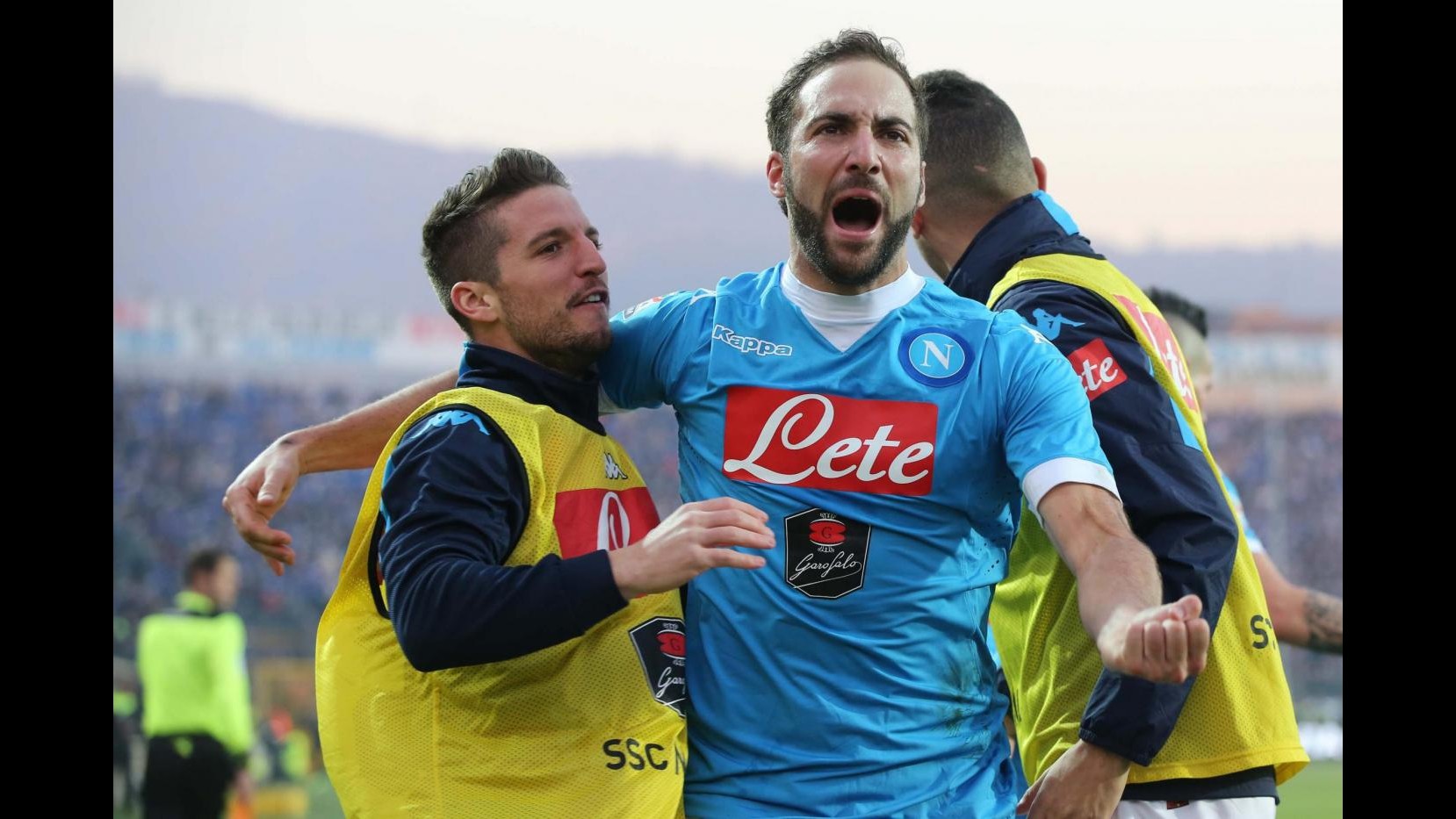 Serie A, super Higuain spinge il Napoli: Atalanta ko 3-1