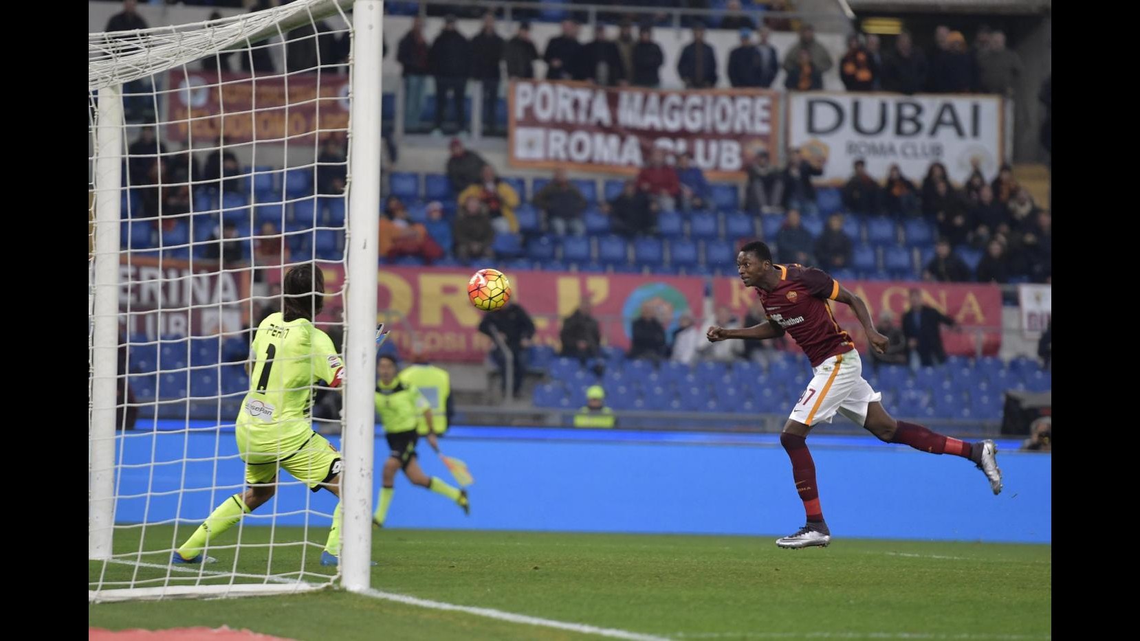 Serie A, Roma batte Genoa e Garcia respira: in gol baby Sadiq