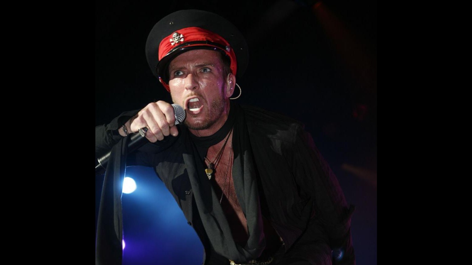 Scott Weiland, morto per un mix di cocaina, alcol e ecstasy