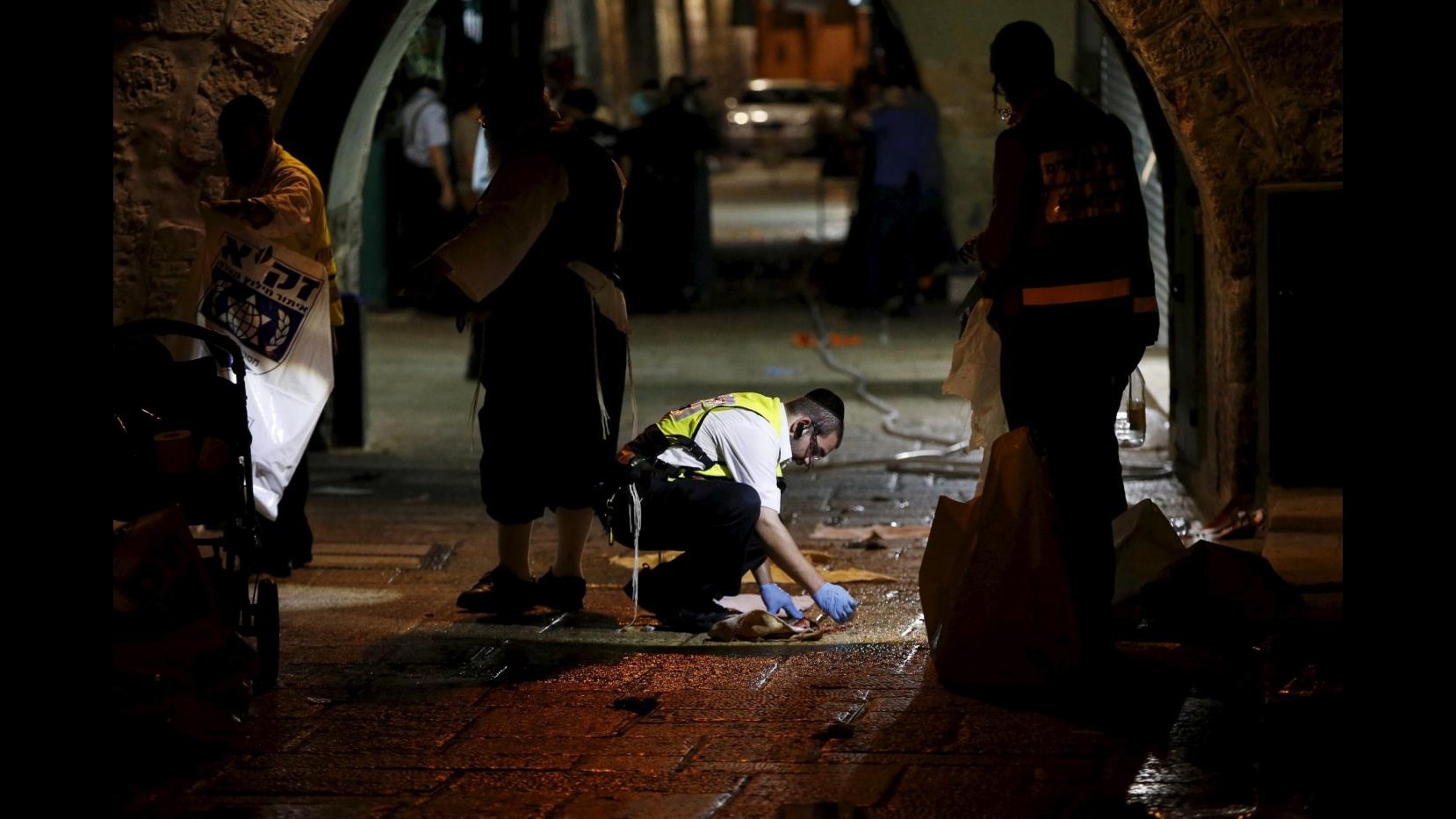 Medioriente, palestinese tenta investire soldati: ferito e arrestato