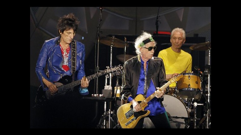 Keith Richards compie 72 anni: pioggia di auguri su Facebook