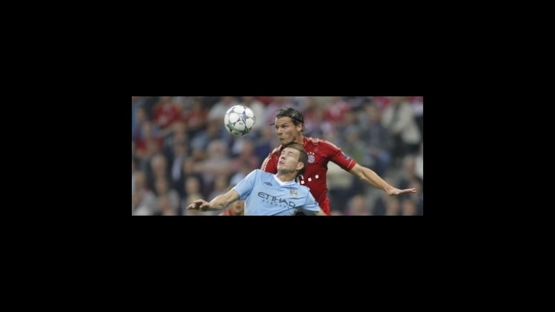 Mercato Milan, i bookie promuovono Dzeko e dicono no a Carroll
