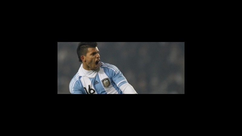 Argentina nel segno di Aguero: “El Kun” bomber del torneo a 2,50