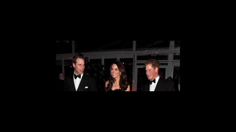 William e Kate un anno dopo le nozze, ora tocca a Harry: le nozze nel 2014 a 6,00