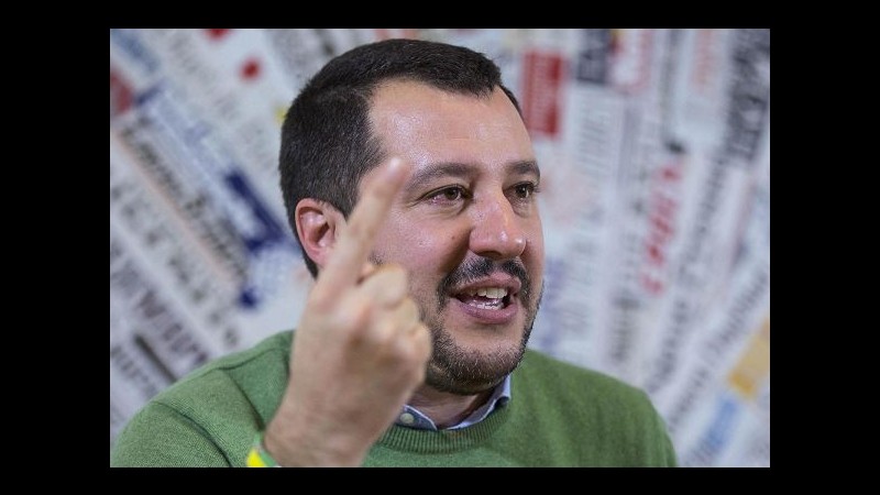 Germania, Salvini: Immigrati stupratori? Non mi stupisce. Zac e non lo fai più