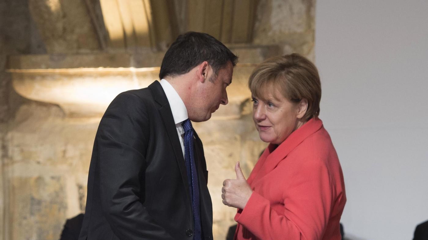 Domani faccia a faccia Renzi-Merkel, oggi va Mogherini