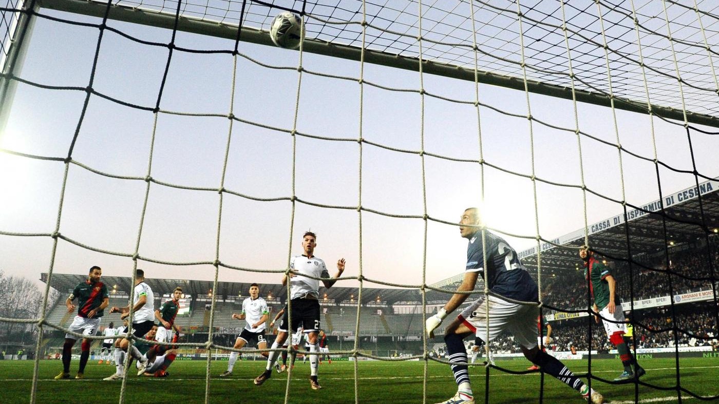 Cesena cala poker con la Ternana