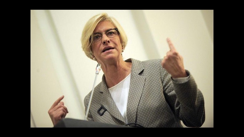 Pd, ministra Pinotti attesa a Genova in sede devastata